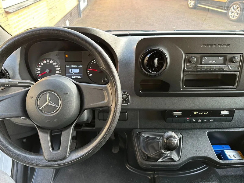 Mercedes-Benz Sprinter 140 pk Autotransporter Lier Airco - الشاحنات الصغيرة: صور 5 Mercedes-Benz Sprinter 140 pk Autotransporter Lier Airco - الشاحنات الصغيرة: صور 5