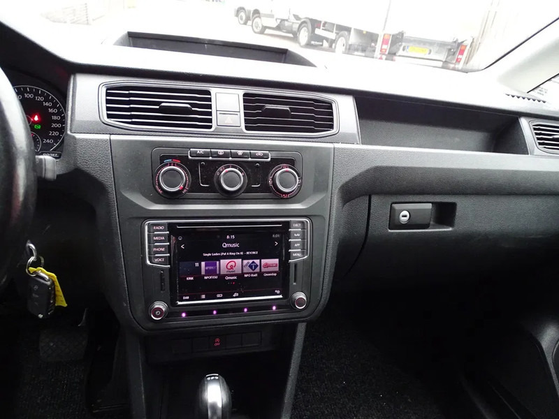 Volkswagen Caddy 2.0 TDI AUT MAXI LMV CARPLAY TR.HAAK - فان المدمجة: صور 4 Volkswagen Caddy 2.0 TDI AUT MAXI LMV CARPLAY TR.HAAK - فان المدمجة: صور 4