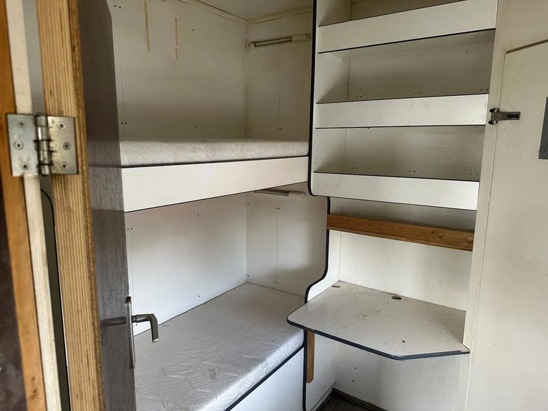 Volvo FL 12.240 BDF ST.AIRCO+ KACHEL, DOUCHE, 2X BED, WASBAK - بصندوق مغلق شاحنة: صور 5 Volvo FL 12.240 BDF ST.AIRCO+ KACHEL, DOUCHE, 2X BED, WASBAK - بصندوق مغلق شاحنة: صور 5