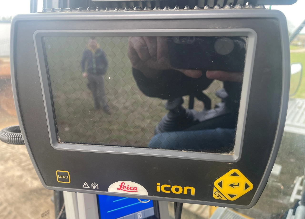 CATERPILLAR 320 EL ROTOTILT SYSTEM GPS LEICA - حفارات زحافة: صور 5 CATERPILLAR 320 EL ROTOTILT SYSTEM GPS LEICA - حفارات زحافة: صور 5