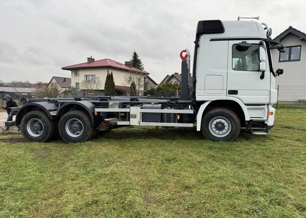 MERCEDES-BENZ ACTROS 2648 SPECJALNY PłUG 6X4!!! - شاحنة ذات الخطاف: صور 4 MERCEDES-BENZ ACTROS 2648 SPECJALNY PłUG 6X4!!! - شاحنة ذات الخطاف: صور 4