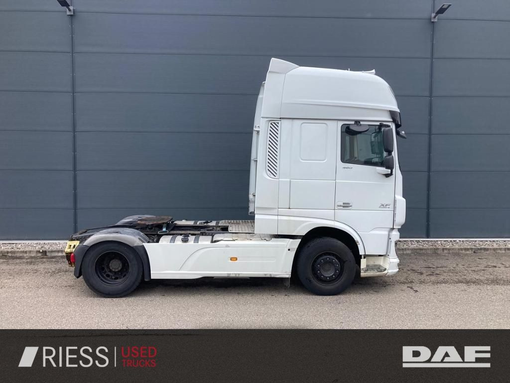DAF XF 460 FT Super Space Cab Retarder - شاحنة جرار: صور 5 DAF XF 460 FT Super Space Cab Retarder - شاحنة جرار: صور 5
