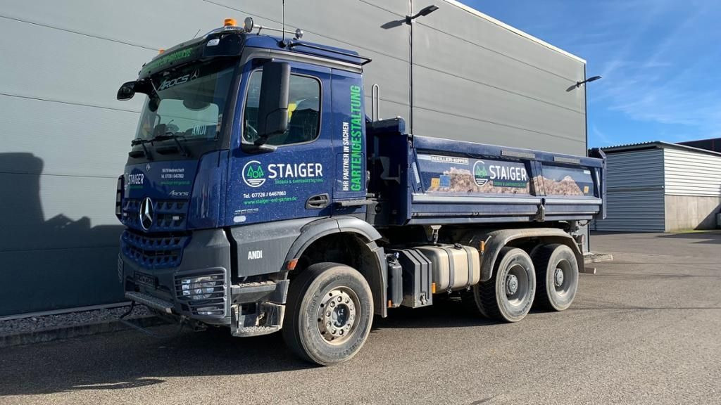 Mercedes-Benz Arocs AHK AUT Kam. KlimaA LM Massage Navi - قلابات: صور 1 Mercedes-Benz Arocs AHK AUT Kam. KlimaA LM Massage Navi - قلابات: صور 1