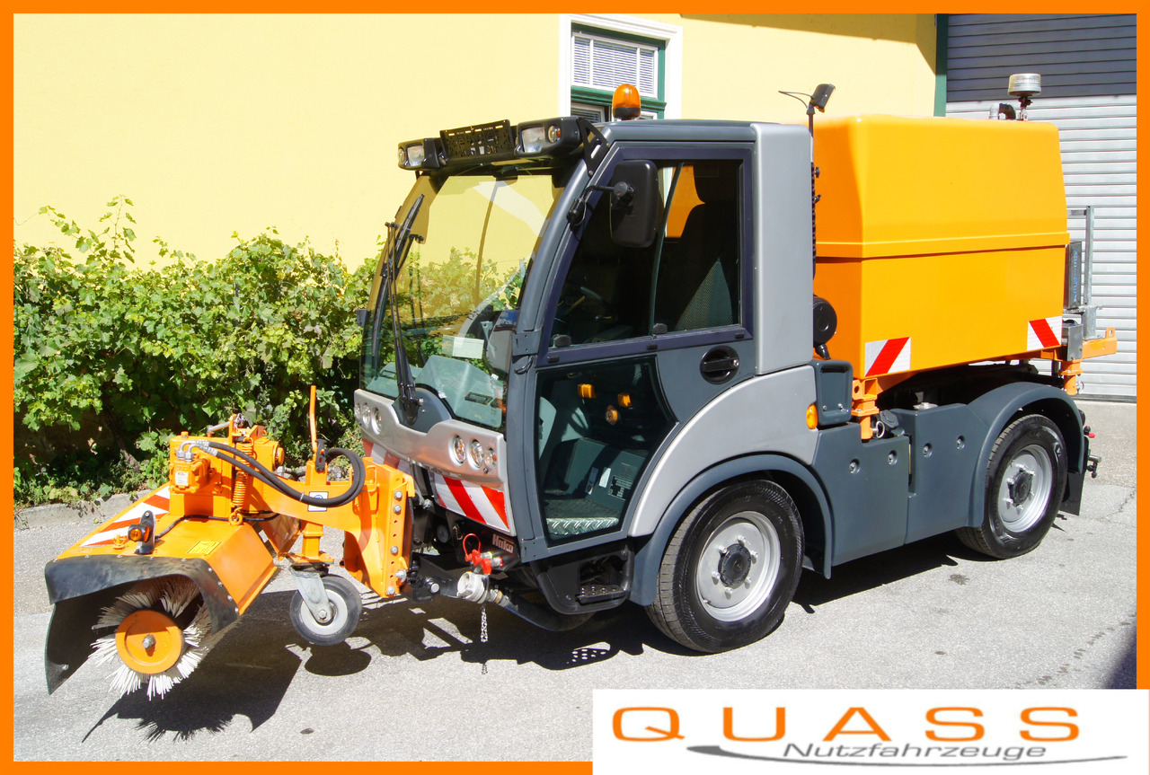 MULTICAR TREMO X56 Carrier CS/4x4/Euro 5/Besen/Wasserfass - سياره كنس شوارع: صور 1 MULTICAR TREMO X56 Carrier CS/4x4/Euro 5/Besen/Wasserfass - سياره كنس شوارع: صور 1