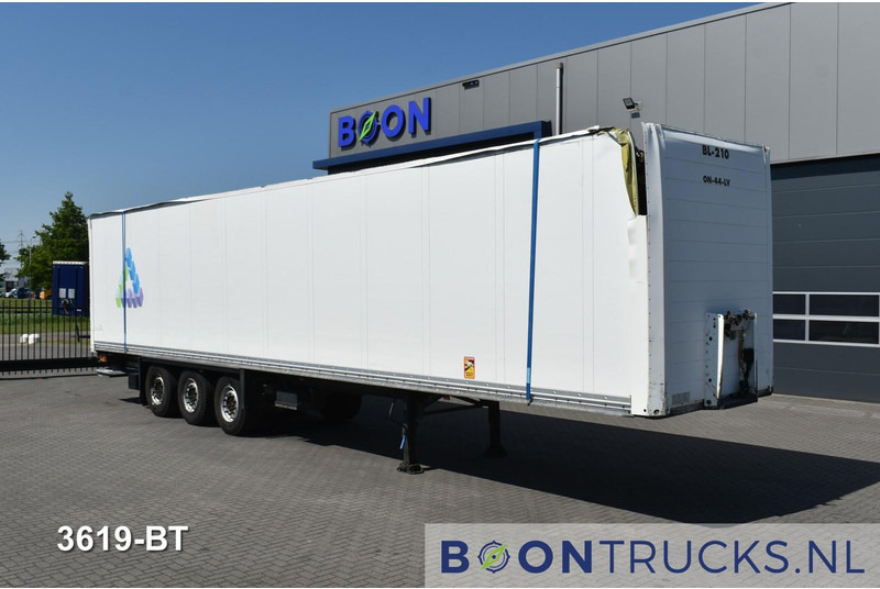 Schmitz Cargobull SCB*S3B | DAMAGED / SCHADE * TAIL LIFT (WORKING) * DISC BRAKES - بصندوق مغلق نصف مقطورة: صور 4 Schmitz Cargobull SCB*S3B | DAMAGED / SCHADE * TAIL LIFT (WORKING) * DISC BRAKES - بصندوق مغلق نصف مقطورة: صور 4