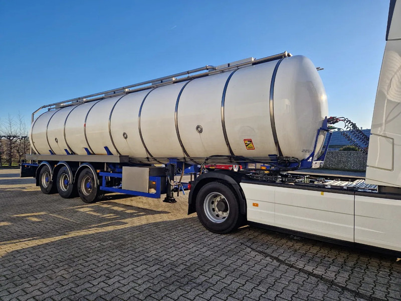 Dijkstra 34000 liter tankoplegger met Vogelsang pomp (MET NIEUWE APK !!) - نصف مقطورة صهريج: صور 5 Dijkstra 34000 liter tankoplegger met Vogelsang pomp (MET NIEUWE APK !!) - نصف مقطورة صهريج: صور 5