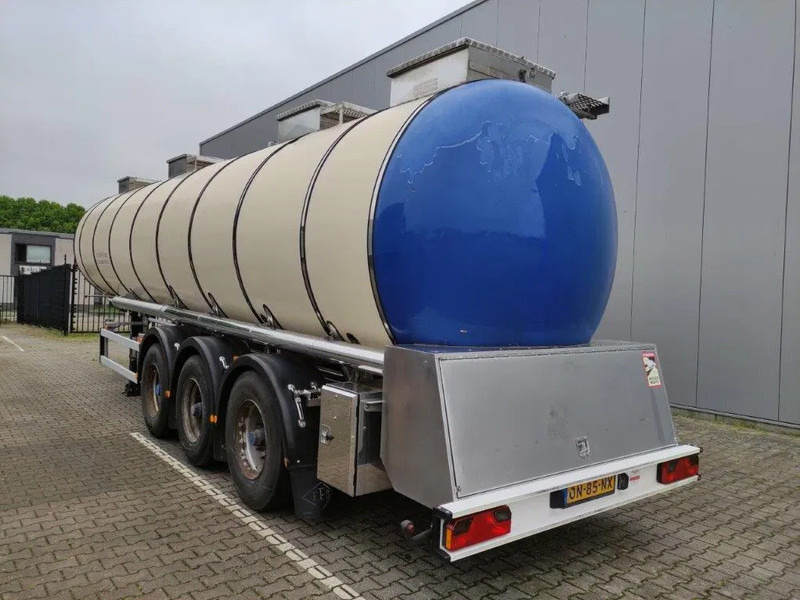 Feldbinder 33500 liter 3 kamer tankoplegger met Unibloc electric pomp - نصف مقطورة صهريج: صور 2 Feldbinder 33500 liter 3 kamer tankoplegger met Unibloc electric pomp - نصف مقطورة صهريج: صور 2