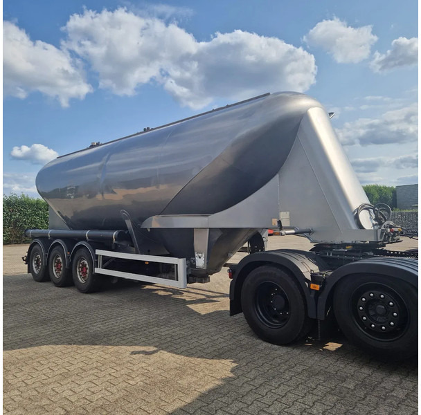Zvvz 38000 liter aluminium GMP, veevoeder onderlosser met Vogelsang pomp - نصف مقطورة صهريج: صور 5 Zvvz 38000 liter aluminium GMP, veevoeder onderlosser met Vogelsang pomp - نصف مقطورة صهريج: صور 5