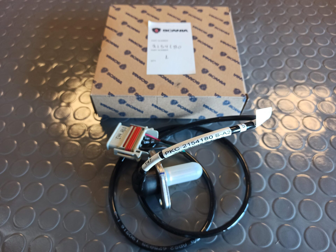SCANIA CHARGE AIR PRESSURE SENSOR - 2154180 - مِکشاف - شاحنة: صور 1 SCANIA CHARGE AIR PRESSURE SENSOR - 2154180 - مِکشاف - شاحنة: صور 1