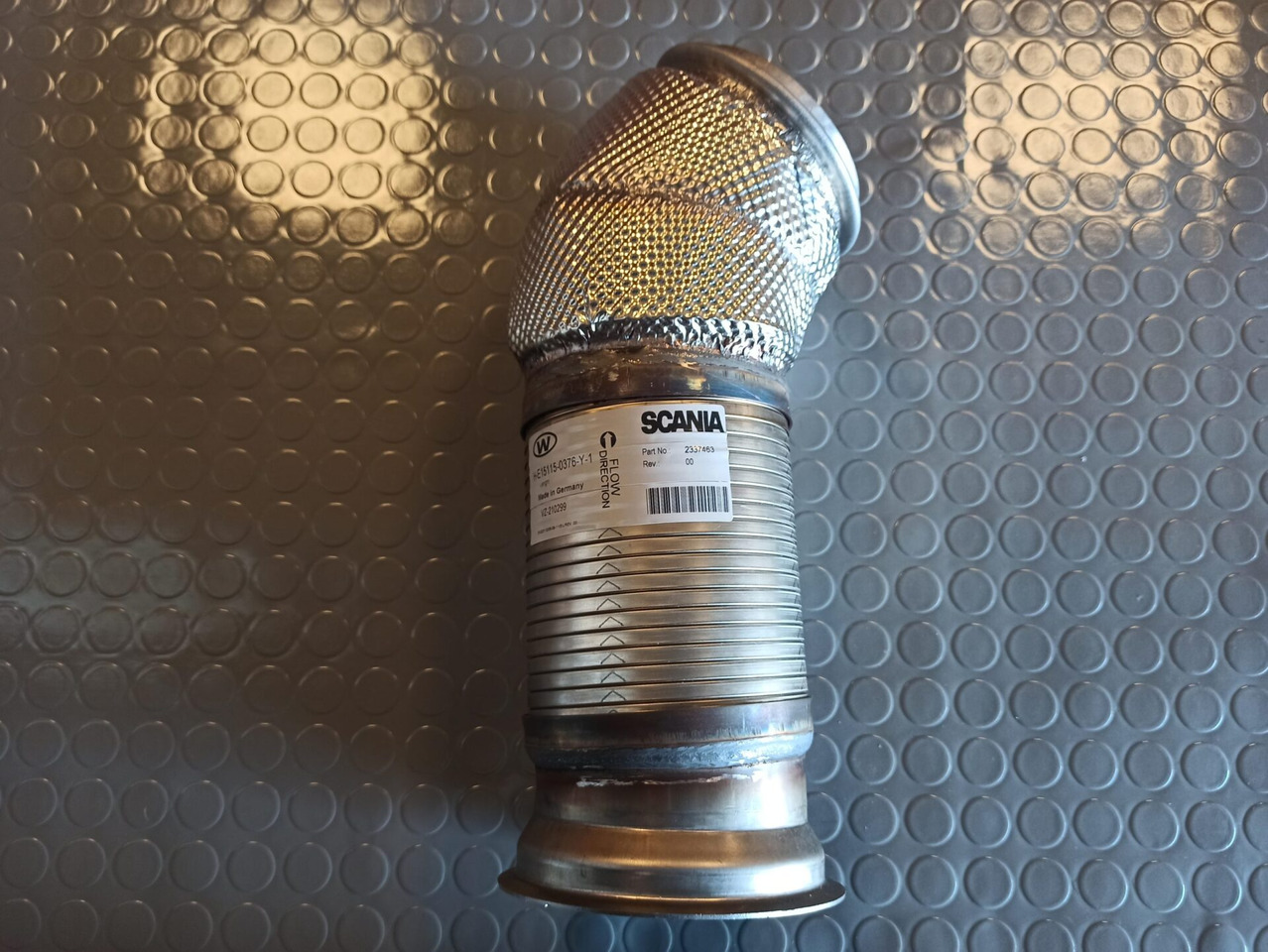 SCANIA EXHAUST HOSE - 2337463 - نظام العادم - شاحنة: صور 1 SCANIA EXHAUST HOSE - 2337463 - نظام العادم - شاحنة: صور 1