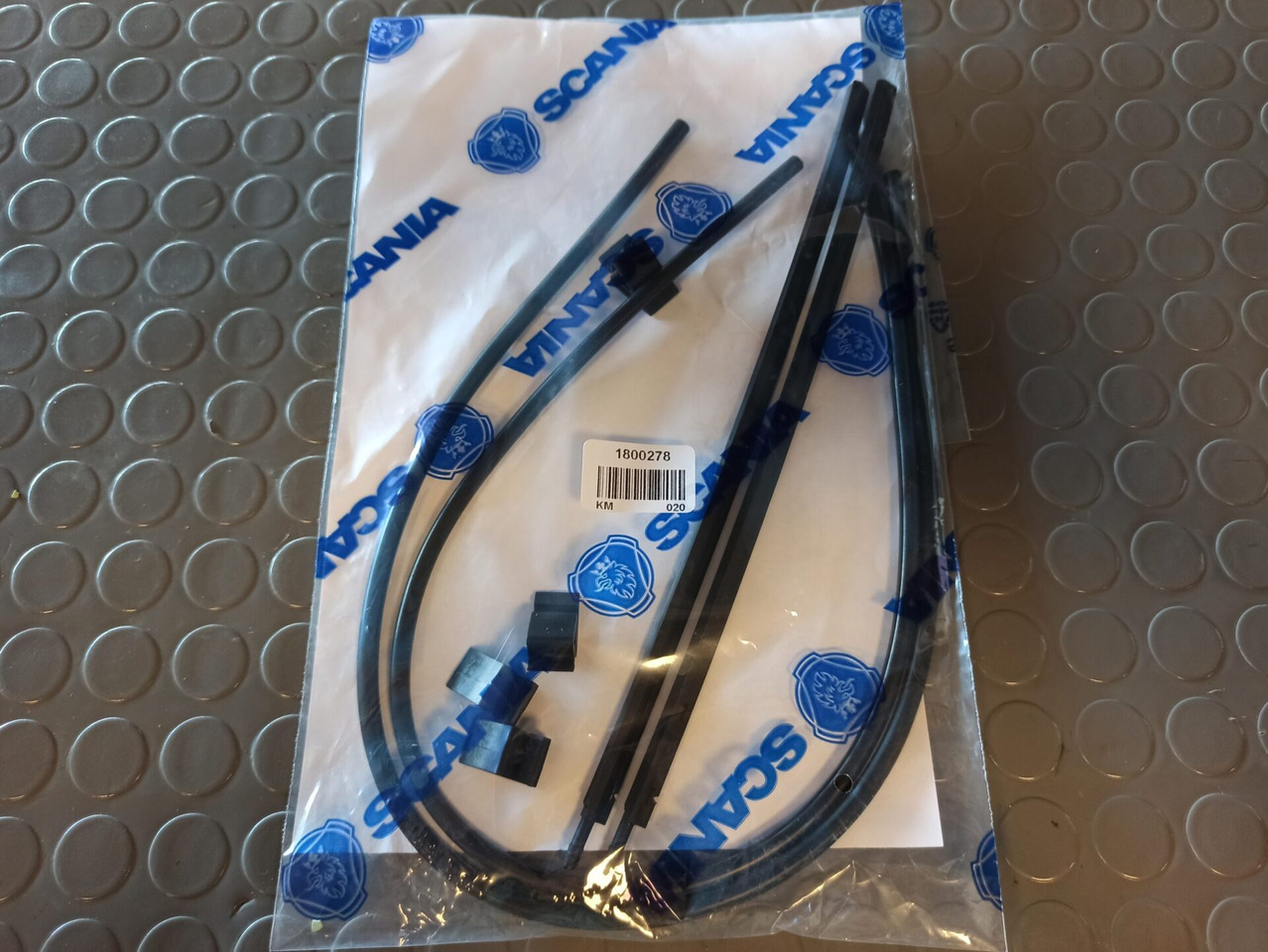 SCANIA REPAIR KIT WINDSCREEN NOZZLE - 1800278 - الكابينة والداخلية - شاحنة: صور 1 SCANIA REPAIR KIT WINDSCREEN NOZZLE - 1800278 - الكابينة والداخلية - شاحنة: صور 1