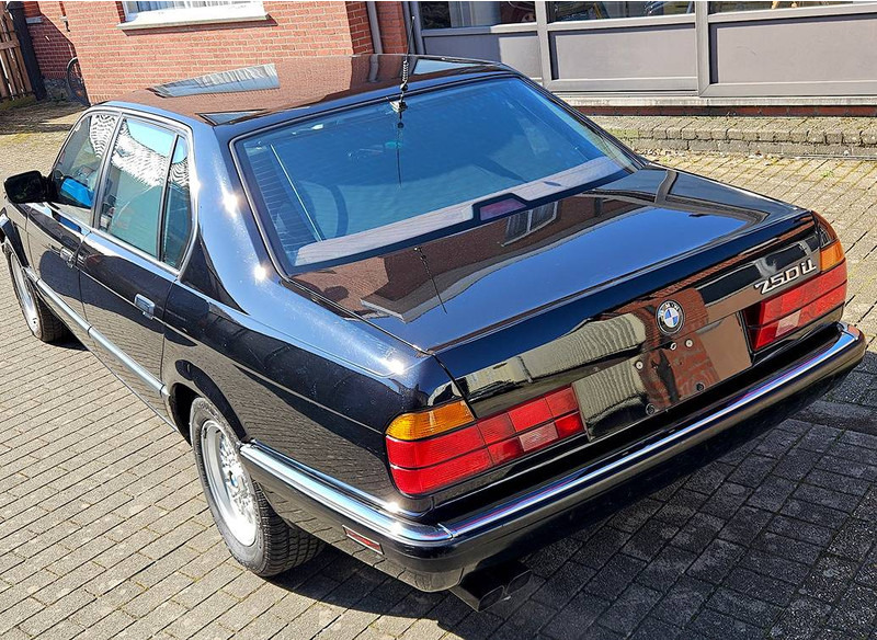 BMW 750IL - سيدان: صور 2 BMW 750IL - سيدان: صور 2