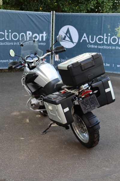 BMW R1200GS - دراجة بخارية: صور 4 BMW R1200GS - دراجة بخارية: صور 4