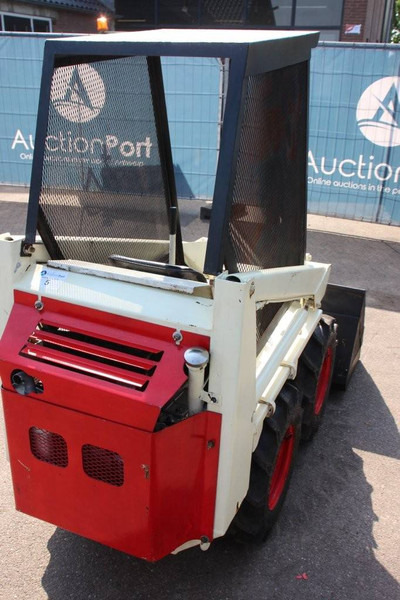 Bobcat 315 - اللودر بعجل: صور 5 Bobcat 315 - اللودر بعجل: صور 5