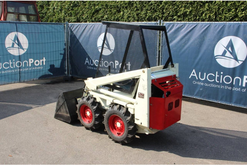 Bobcat 315 - اللودر بعجل: صور 3 Bobcat 315 - اللودر بعجل: صور 3