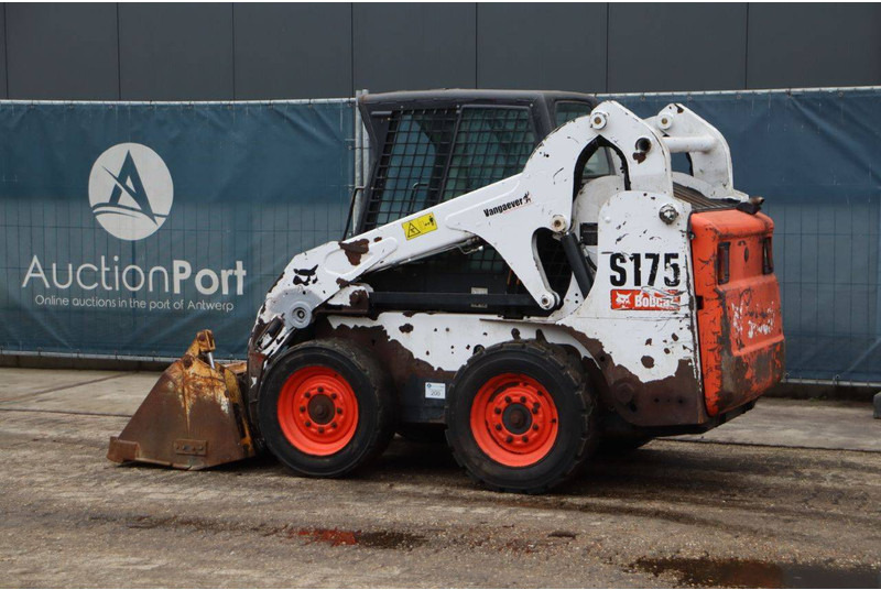 Bobcat S175 - اللودر بعجل: صور 3 Bobcat S175 - اللودر بعجل: صور 3