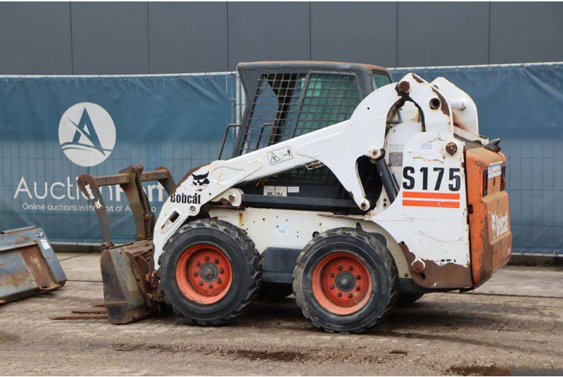 Bobcat S175 - اللودر بعجل: صور 3 Bobcat S175 - اللودر بعجل: صور 3