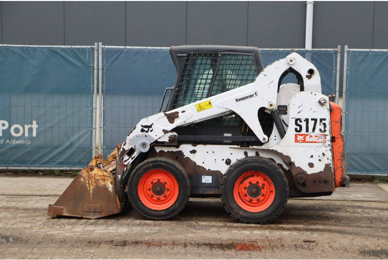 Bobcat S175 - اللودر بعجل: صور 2 Bobcat S175 - اللودر بعجل: صور 2