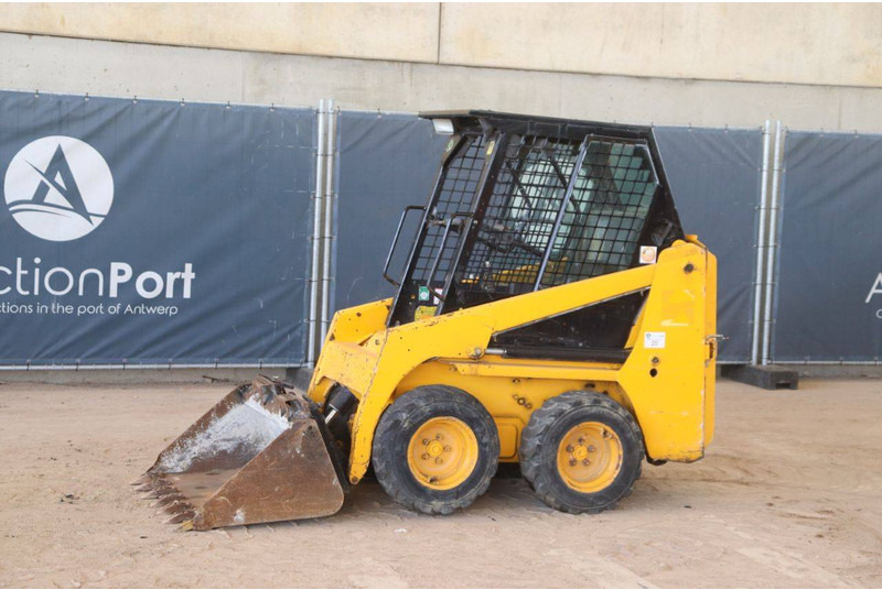 Bobcat S70 - اللودر بعجل: صور 1 Bobcat S70 - اللودر بعجل: صور 1