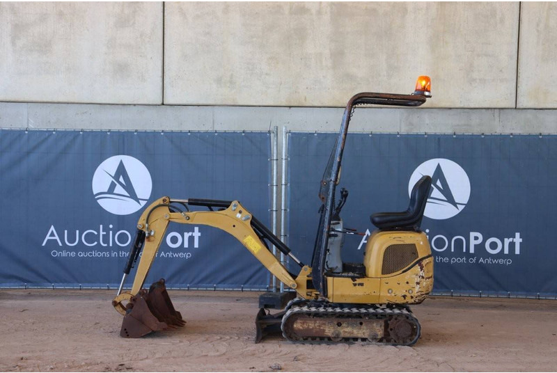 Caterpillar 300.9D - حفارة مصغرة: صور 2 Caterpillar 300.9D - حفارة مصغرة: صور 2