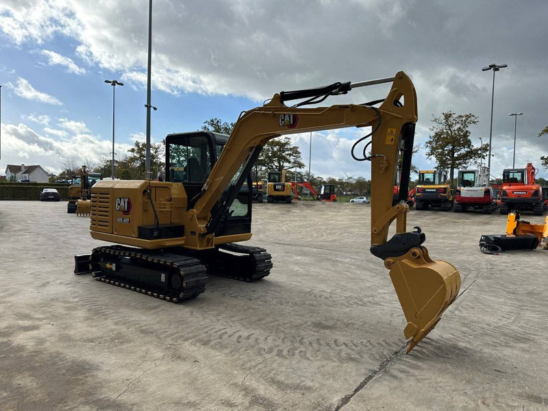 Caterpillar 305.5E2 - حفارات زحافة: صور 3 Caterpillar 305.5E2 - حفارات زحافة: صور 3