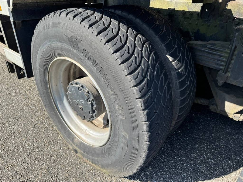 DAF 2500 - شاحنة كرين: صور 4 DAF 2500 - شاحنة كرين: صور 4