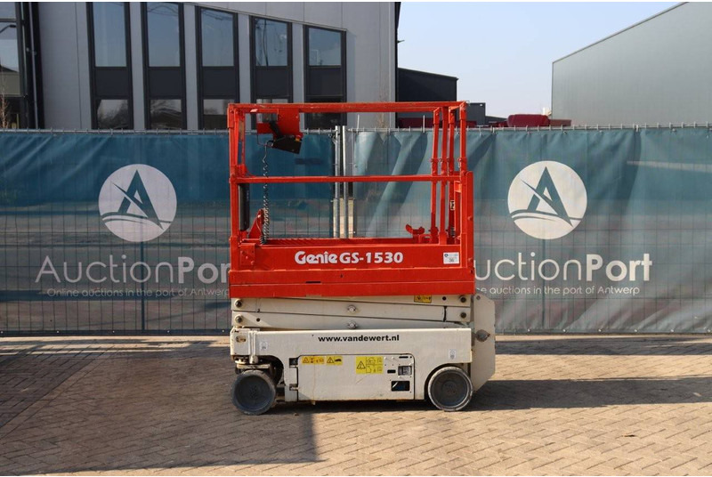 Genie GS1532 - رافعات مقصية: صور 2 Genie GS1532 - رافعات مقصية: صور 2