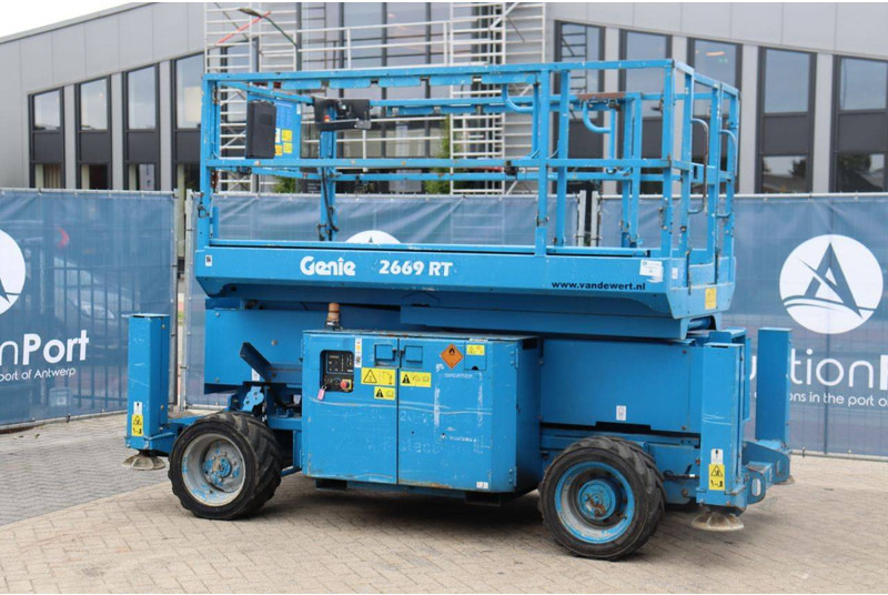 Genie GS2669 RT - رافعات مقصية: صور 3 Genie GS2669 RT - رافعات مقصية: صور 3