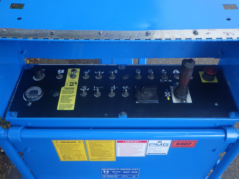 Genie Z-45/25J Bi - رافعات سلة مفصلية: صور 5 Genie Z-45/25J Bi - رافعات سلة مفصلية: صور 5