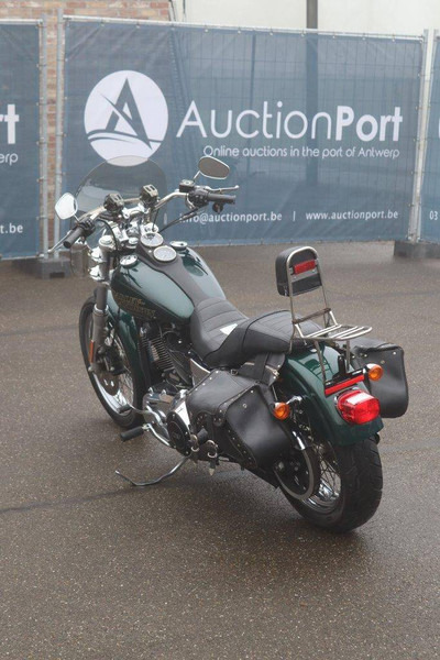 Harley-Davidson Dyna Street Bob - دراجة بخارية: صور 4 Harley-Davidson Dyna Street Bob - دراجة بخارية: صور 4