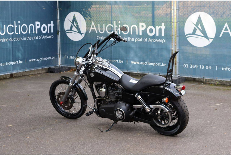 Harley-Davidson Dyna Wide Glide - دراجة بخارية: صور 3 Harley-Davidson Dyna Wide Glide - دراجة بخارية: صور 3