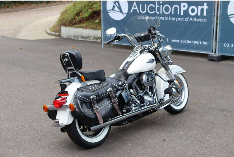 دراجة بخارية Harley-Davidson Heritage Softail: صور 6