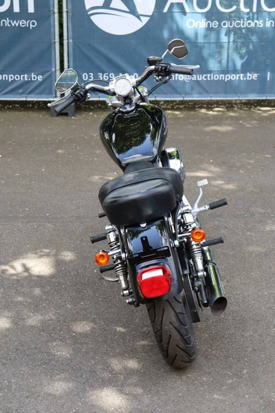 Harley-Davidson Sportster XL883 - دراجة بخارية: صور 5 Harley-Davidson Sportster XL883 - دراجة بخارية: صور 5