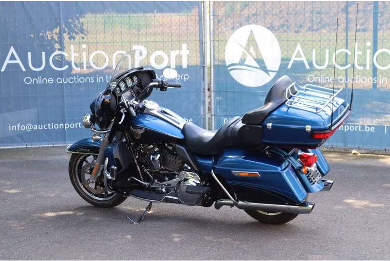 Harley-Davidson Ultra Classic - دراجة بخارية: صور 3 Harley-Davidson Ultra Classic - دراجة بخارية: صور 3
