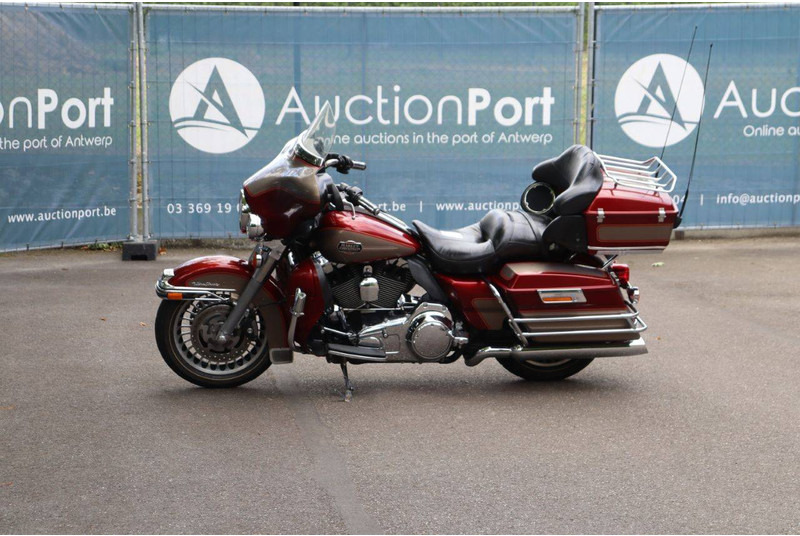 Harley-Davidson Ultra Classic - دراجة بخارية: صور 1 Harley-Davidson Ultra Classic - دراجة بخارية: صور 1