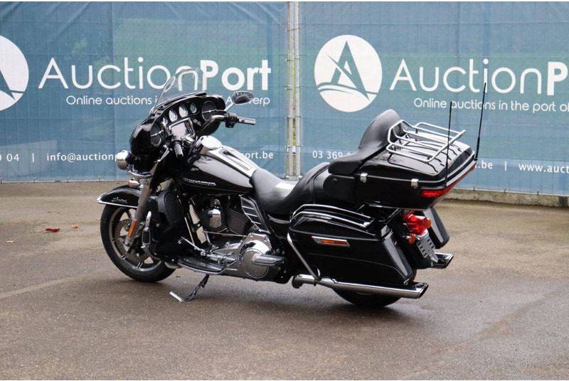 Harley-Davidson Ultra Classic - دراجة بخارية: صور 3 Harley-Davidson Ultra Classic - دراجة بخارية: صور 3