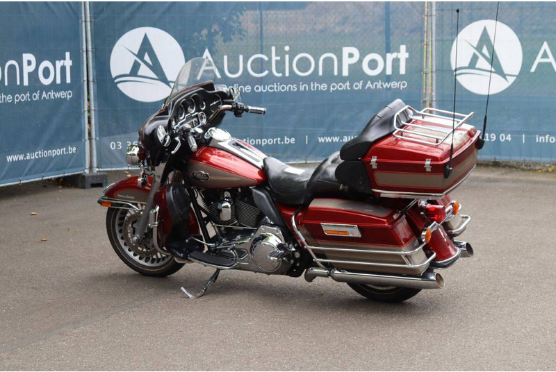 Harley-Davidson Ultra Classic - دراجة بخارية: صور 3 Harley-Davidson Ultra Classic - دراجة بخارية: صور 3