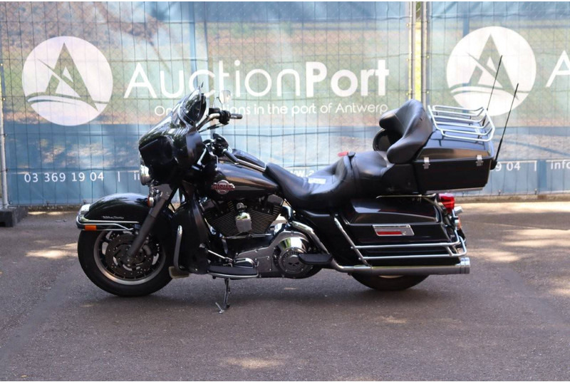 Harley-Davidson Ultra Classic - دراجة بخارية: صور 2 Harley-Davidson Ultra Classic - دراجة بخارية: صور 2