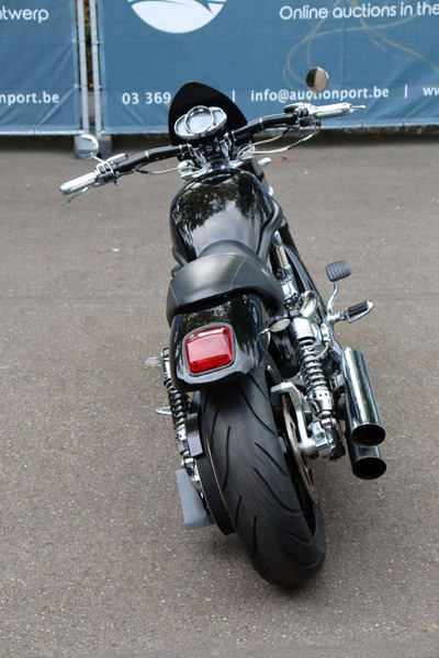 Harley-Davidson V-Rod VRSC - دراجة بخارية: صور 5 Harley-Davidson V-Rod VRSC - دراجة بخارية: صور 5