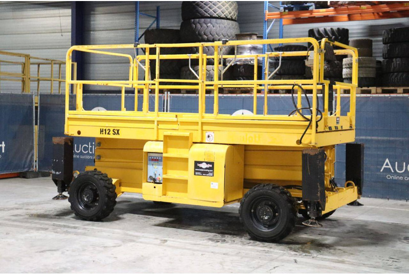 Haulotte H12 SX - رافعات مقصية: صور 3 Haulotte H12 SX - رافعات مقصية: صور 3