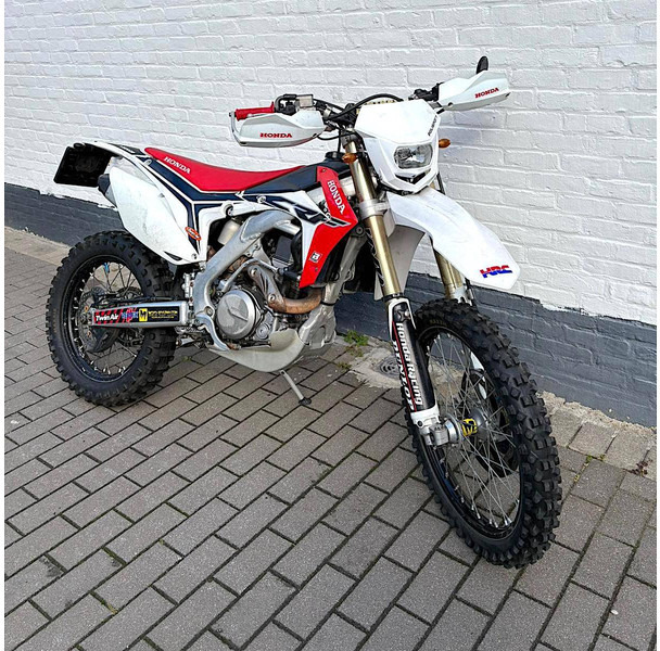Honda CRF 500 R - دراجة بخارية: صور 4 Honda CRF 500 R - دراجة بخارية: صور 4