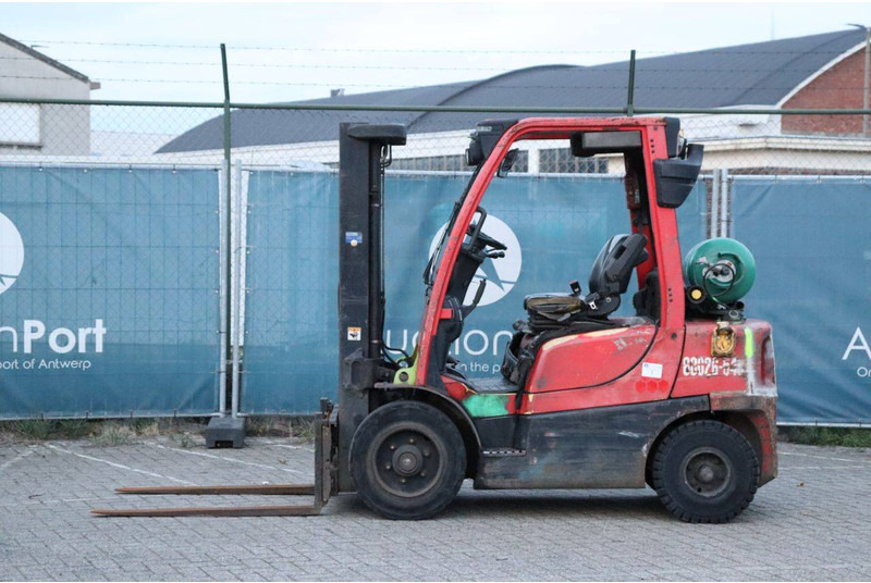Hyster H2.5FT - رافعة شوكية تعمل بالغاز: صور 2 Hyster H2.5FT - رافعة شوكية تعمل بالغاز: صور 2