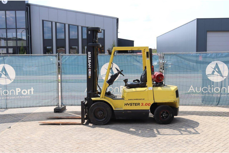 Hyster H3.20XM - رافعة شوكية تعمل بالغاز: صور 2 Hyster H3.20XM - رافعة شوكية تعمل بالغاز: صور 2