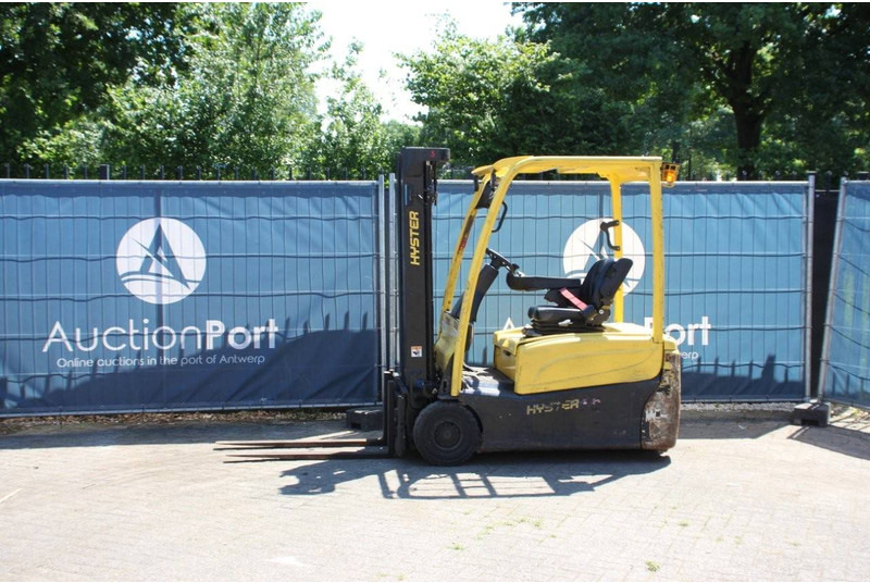 Hyster J1.6XNT LWB - رافعة شوكية كهربائية: صور 1 Hyster J1.6XNT LWB - رافعة شوكية كهربائية: صور 1