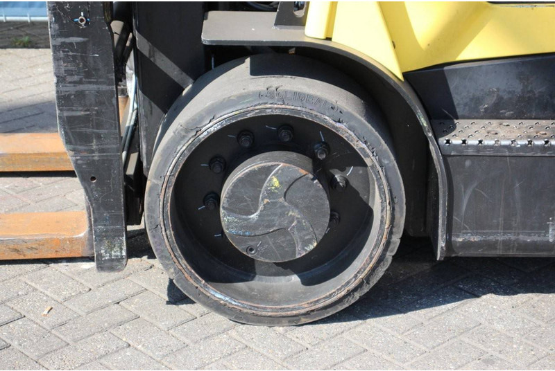 رافعة شوكية تعمل بالغاز Hyster S7.0FT: صور 14