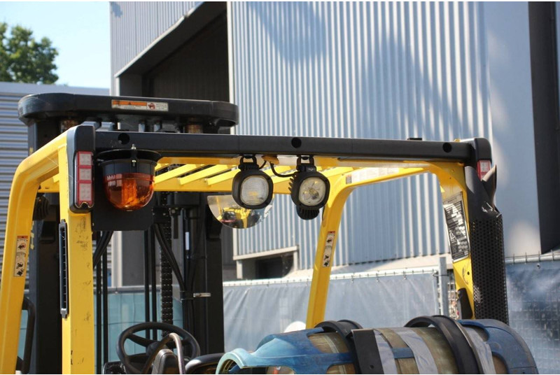 رافعة شوكية تعمل بالغاز Hyster S7.0FT: صور 16