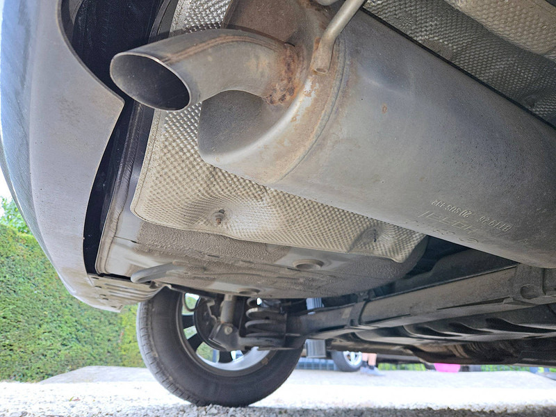 سيدان Hyundai i20 1.2: صور 12