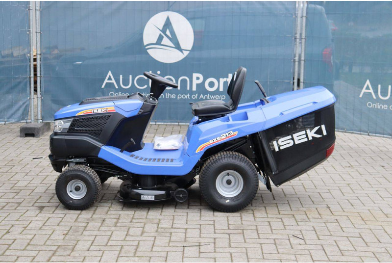 Iseki SXE213 - جزازة المروج: صور 2 Iseki SXE213 - جزازة المروج: صور 2