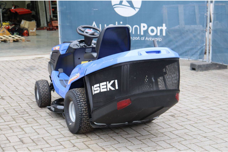 Iseki SXE213 - جزازة المروج: صور 4 Iseki SXE213 - جزازة المروج: صور 4