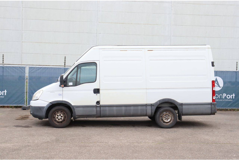 Iveco Daily 35S13 - فان: صور 2 Iveco Daily 35S13 - فان: صور 2